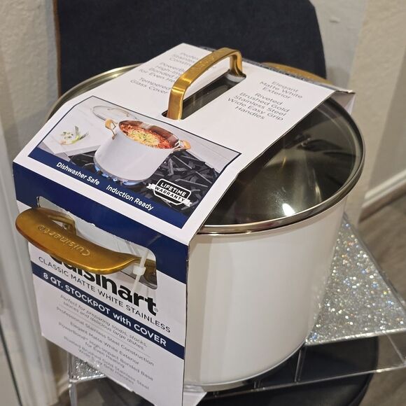 Cuisinart Clasaic 8QT Stainless Steel Stock Pot w/Cover & Brushed Gold Handles - Picture 10 of 12